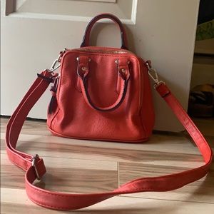 Vegan Leather Multi Pocket Crossbody